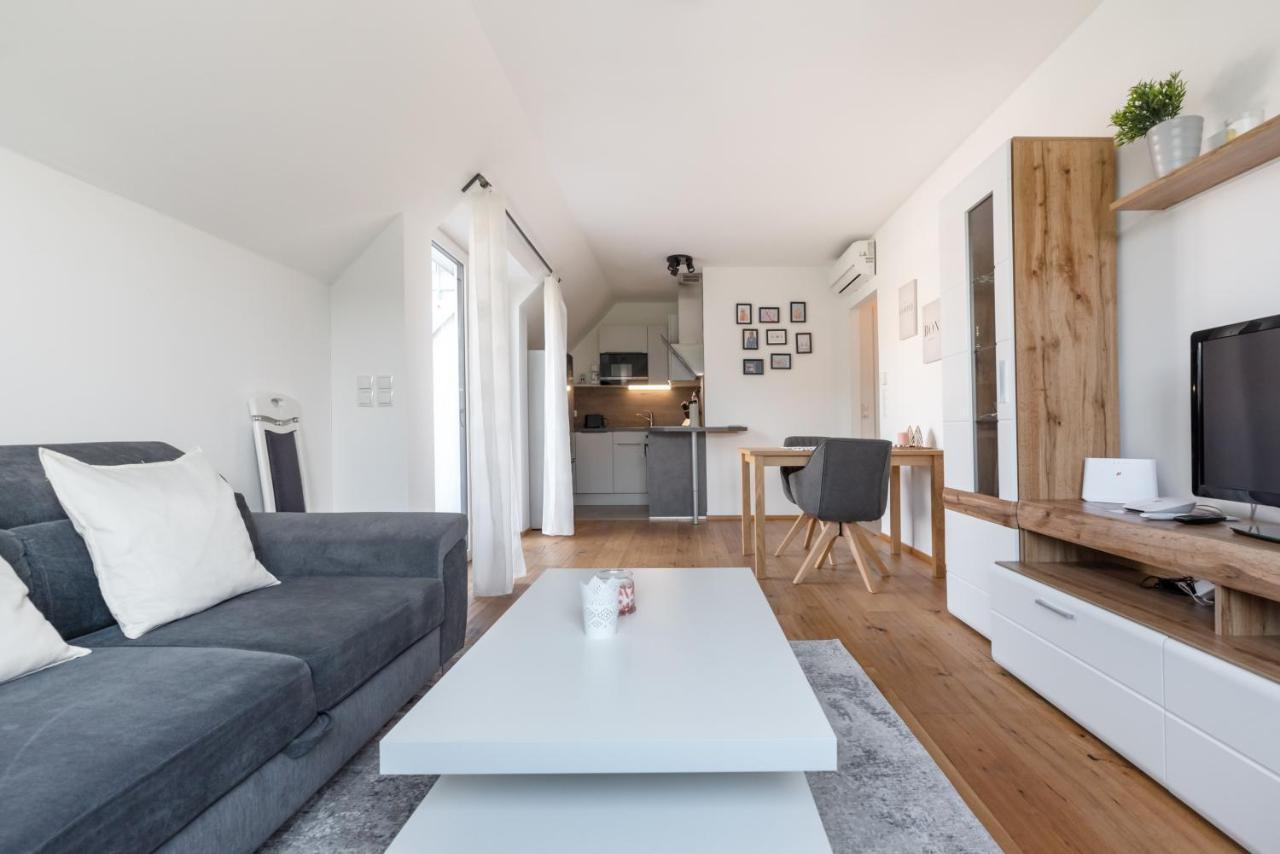 Gruene Ruhelage, 20 Minuten Ins Zentrum Und Parkgarage Wenen Buitenkant foto