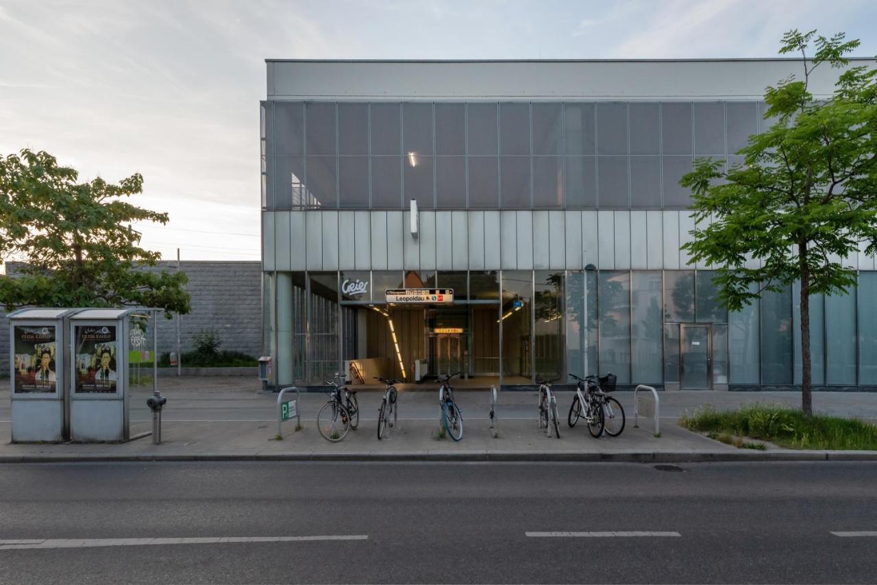 Gruene Ruhelage, 20 Minuten Ins Zentrum Und Parkgarage Wenen Buitenkant foto
